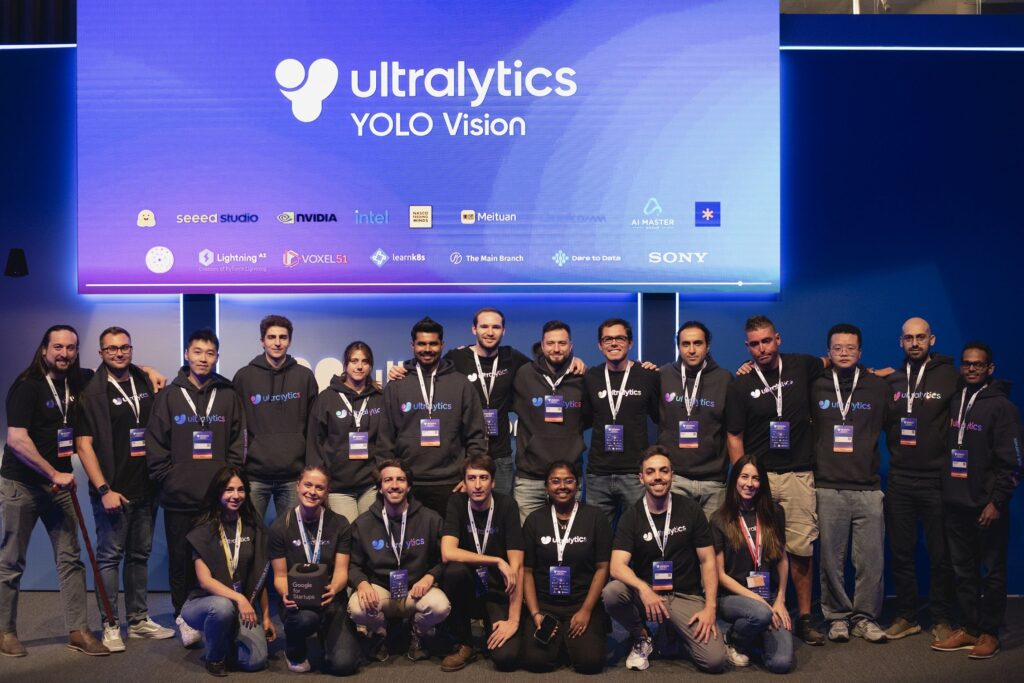 Ultralytics anuncia en YOLO Vision 2024 el lanzamiento de YOLO11, su modelo de IA en código abierto en el que han contribuido miles de usuarios