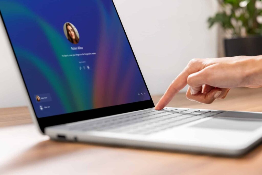 Mejorando la Seguridad con Windows y Surface: Informe SFI de Microsoft Noviembre 2025 3 Silvia Pastor
