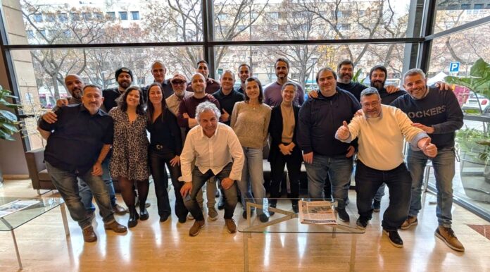 Infinitum Digital se Asocia con Clever Age para Impulsar su Crecimiento Global 8 Infinitum Digital se une al grupo internacional Clever Age para impulsar su crecimiento global